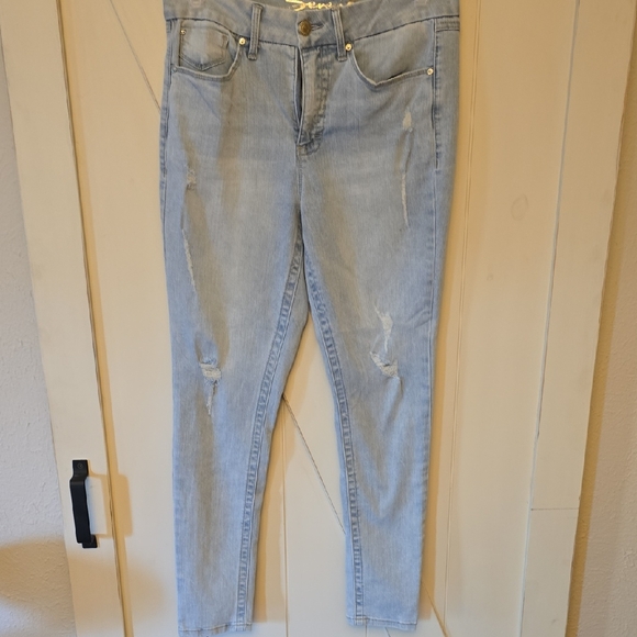 Light Blue Distressed Women Jeans Seven7 Brand Size 10 - Picture 1 of 5